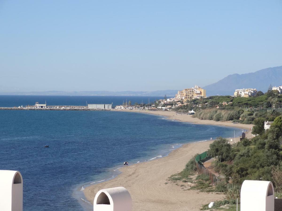 Beachfront Penthouse Apartment With Large Terrace And Breathtaking Sea Views Close To Marbella Spain Sitio de Calahonda Eksteriør bilde