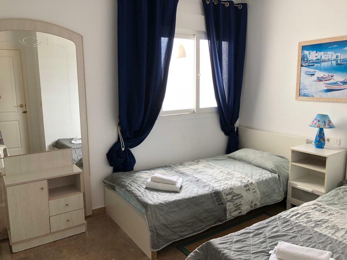 Beachfront Penthouse Apartment With Large Terrace And Breathtaking Sea Views Close To Marbella Spain Sitio de Calahonda Eksteriør bilde