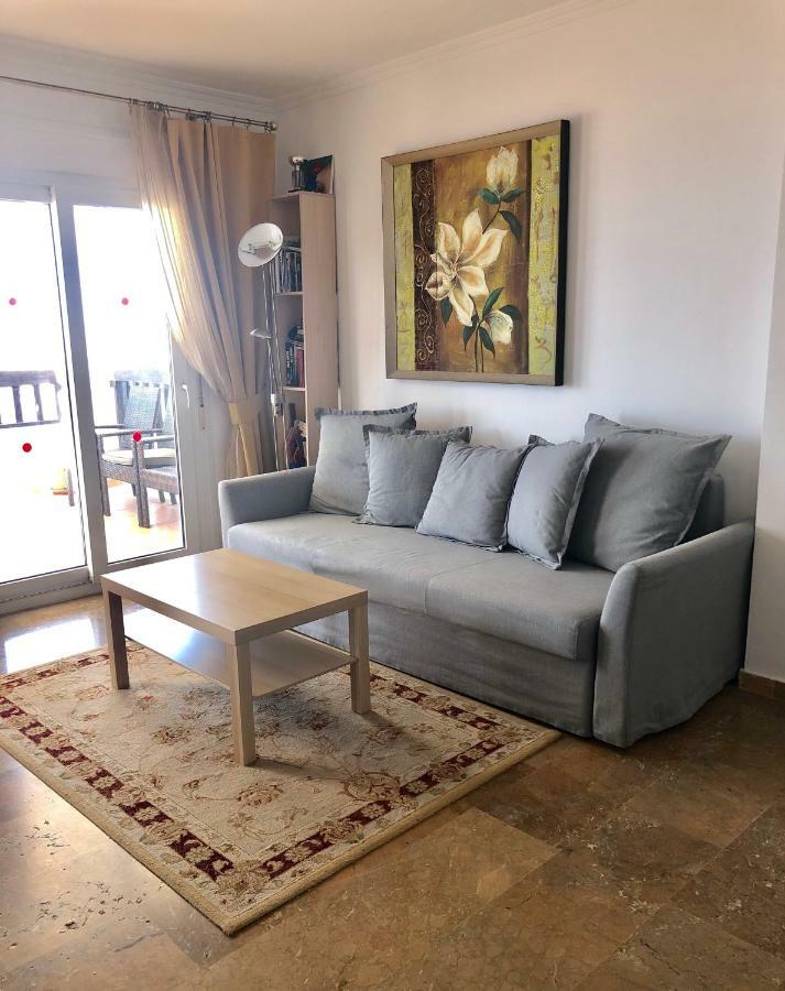 Beachfront Penthouse Apartment With Large Terrace And Breathtaking Sea Views Close To Marbella Spain Sitio de Calahonda Eksteriør bilde